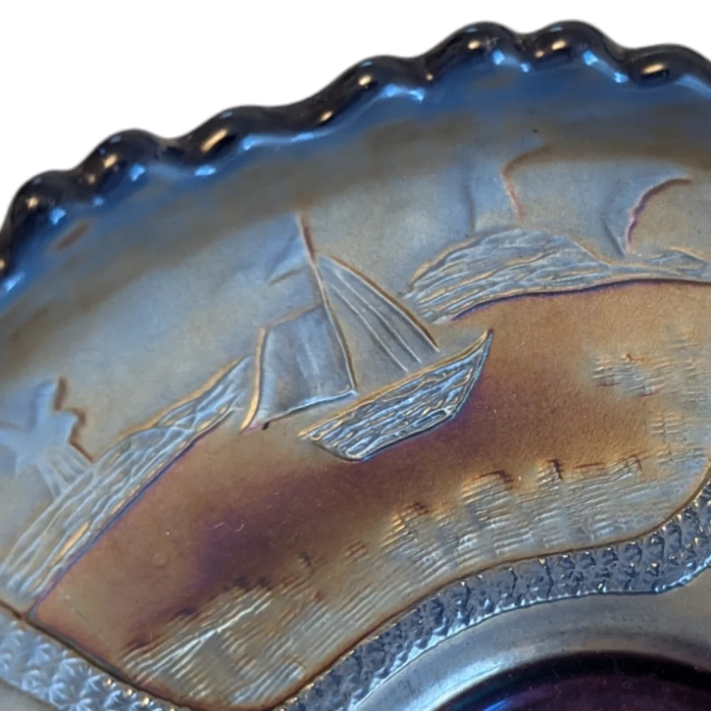 VINTAGE Fenton Glass Bowl Cobalt Blue Luminescent Gold Sailboat 6